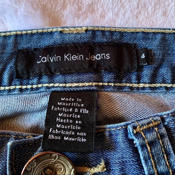 Calvin Klein Jeans Mid Rise Dark Blue Women’s Size 4 Clearance - Picture 9 of 10